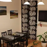 Cozy 39/34 Apartment