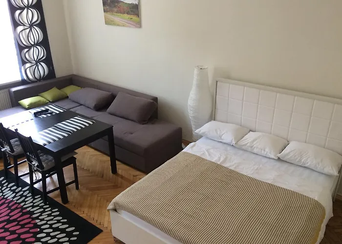 Cozy 39/34 아파트 *